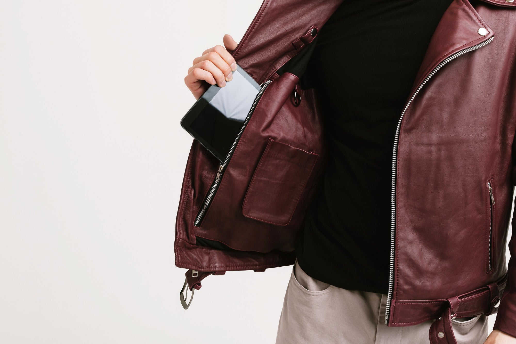 On Hand Non Water-Repellent Biker Leather Jacket | Ares